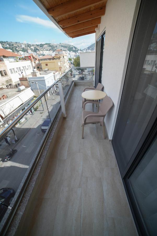 City Glow Apartments Sarandë Exteriör bild
