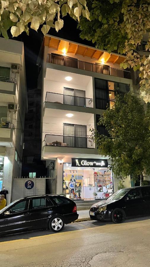 City Glow Apartments Sarandë Exteriör bild